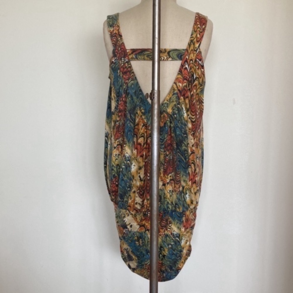 Open back dress, marbled knit fabric, ruched bottom, marked L but fits S